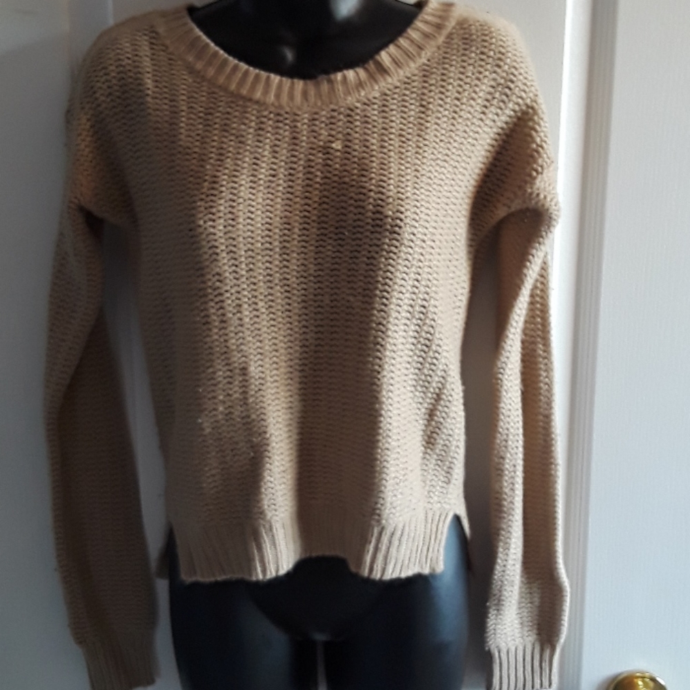 💕CUTE VINTAGE💕U2B tan soft sweater